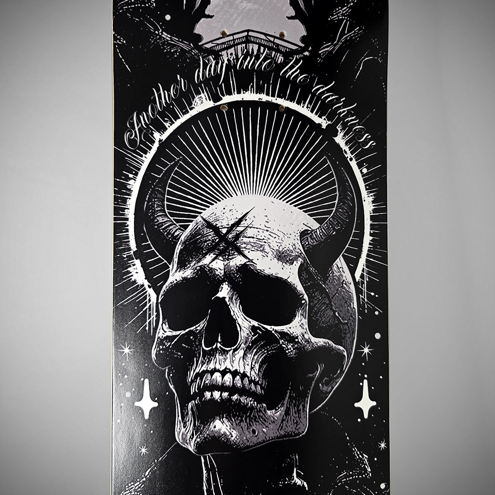 Skateboard déco THE DARKNESS